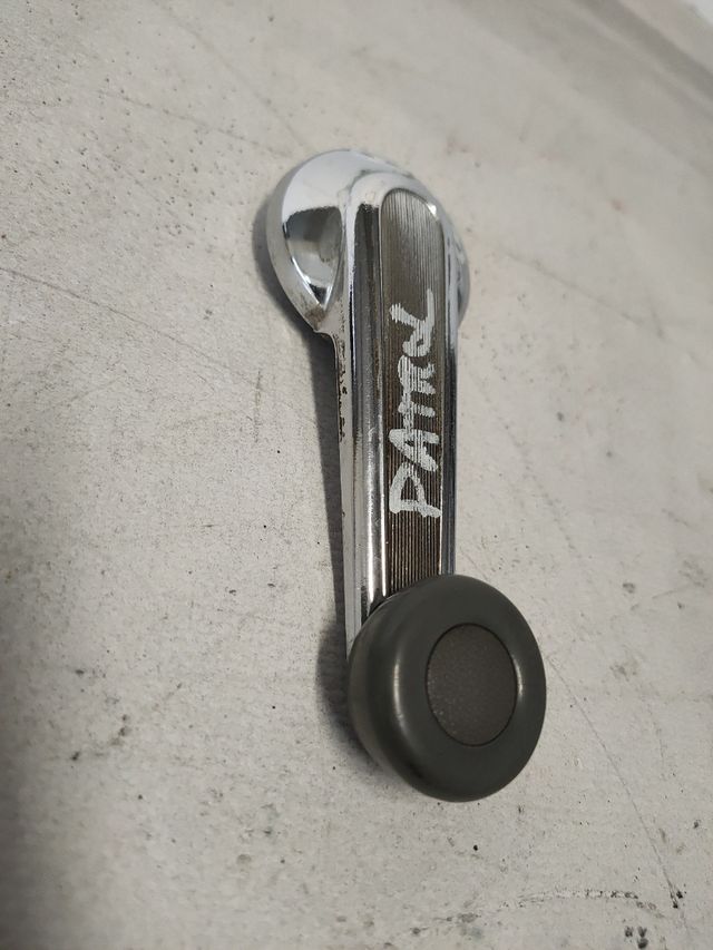 ✅MANETA ELEVALUNAS MANUAL NISSAN PATROL