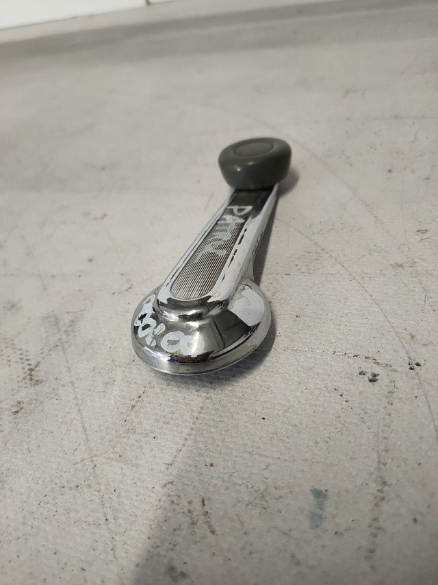 ✅MANETA ELEVALUNAS MANUAL NISSAN PATROL