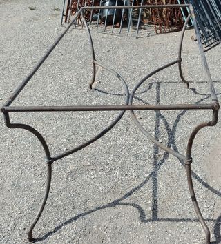 Mesa hierro 