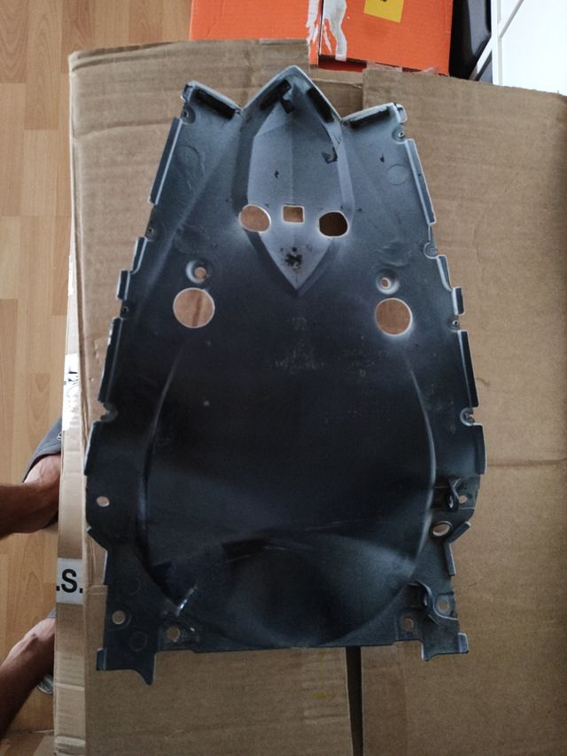 Plancha guardabarros kawasaki z750