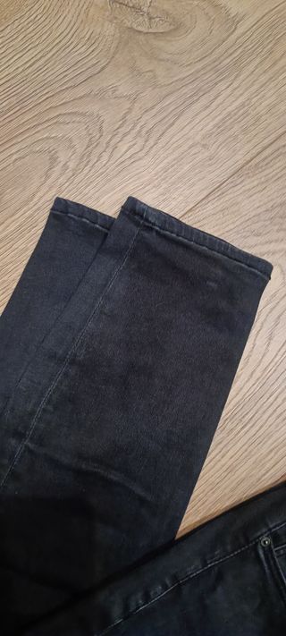 Pantalón zara 