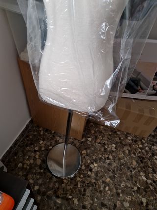 Maniquí señora
