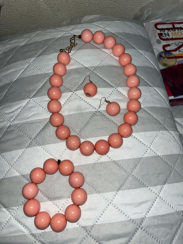 Disfra con Peluca morada + gafas + collar