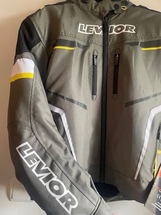 Chaqueta moto Levior