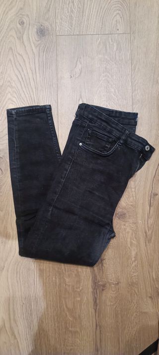 Pantalón zara 