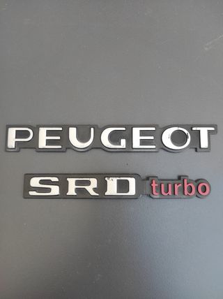 Insignia coche Peugeot 