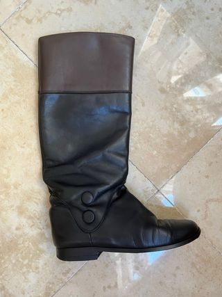 Botas altas de piel