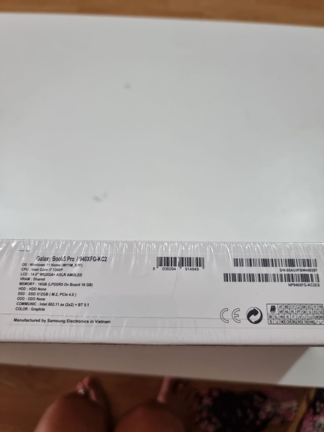 GALAXY BOOK3 PRO 14"16GB 512gb w11m