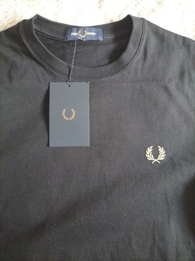 Camiseta FRED PERRY S nuevo!!