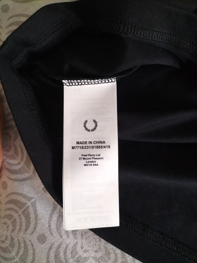 Camiseta FRED PERRY S nuevo!!