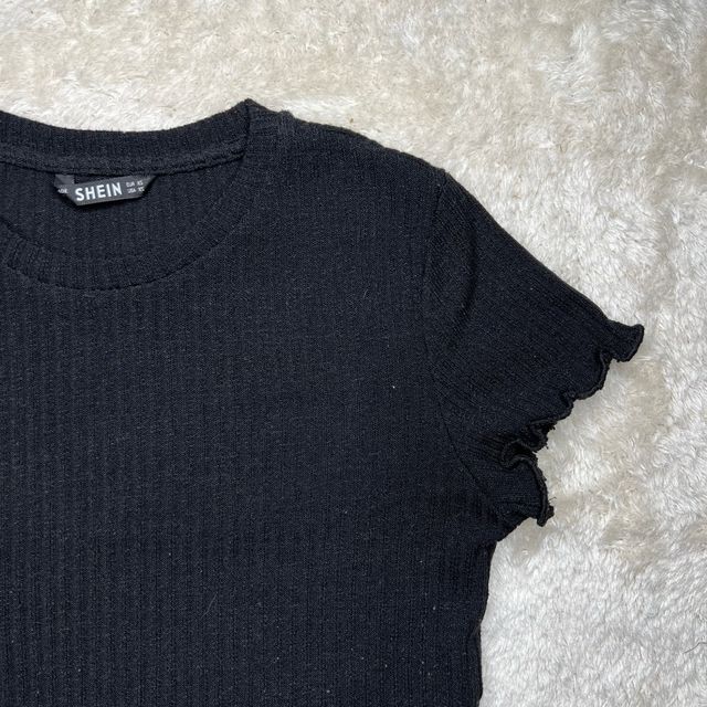 Shein Cropped Tee - Tshirt Shein