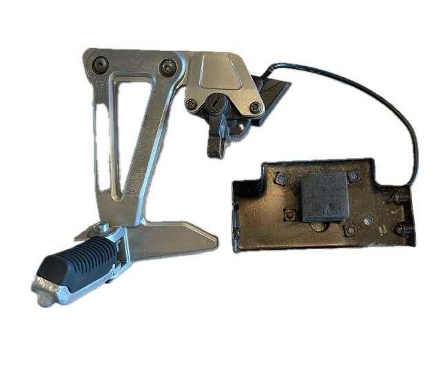 ✅🏍 ESTRIBERA IZQ Y MECANISMO SUZUKI BANDIT 400