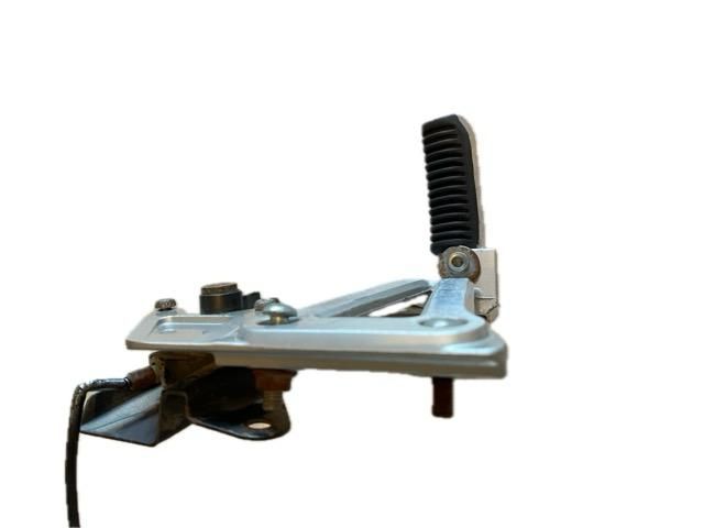 ✅🏍 ESTRIBERA IZQ Y MECANISMO SUZUKI BANDIT 400