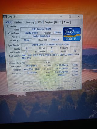 Portátil Toshiba L750-E20 en uso 