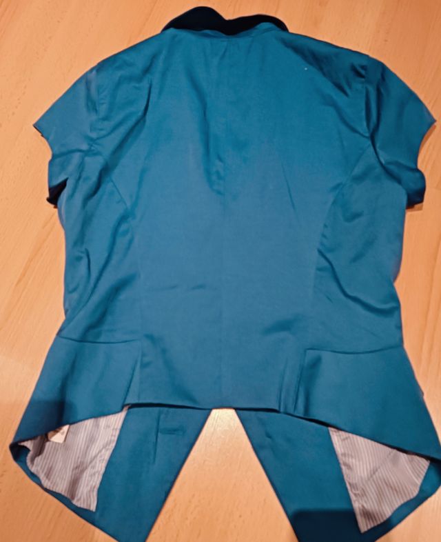 Americana manga corta