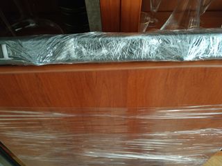 Mesa para ordenador muy completa