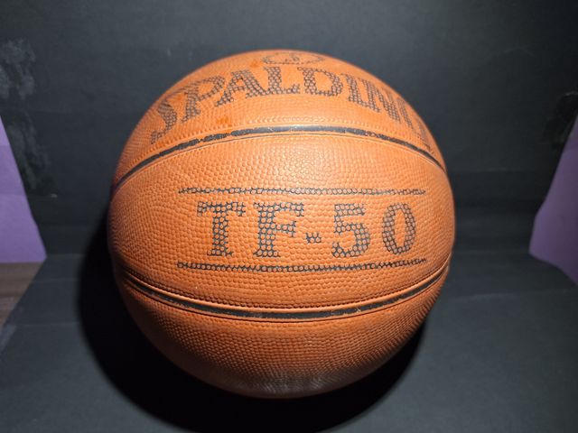 Balón de Baloncesto Spalding TF-50