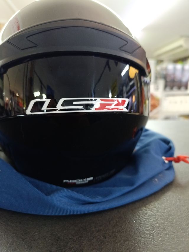 Casco Integral LS2 Negro Talla XS