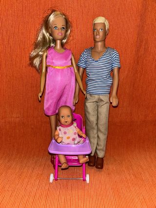 Muñecos Familia Feliz