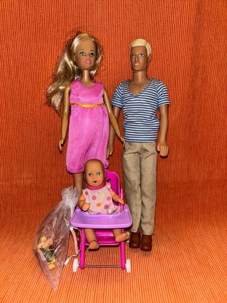 Muñecos Familia Feliz