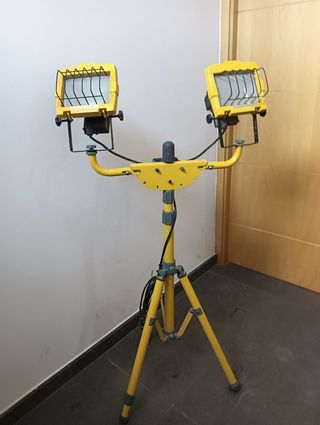 Foco para obra o interiores