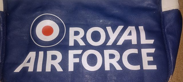 Royal Air Force Bandolera Satchell Laptop Kothai
