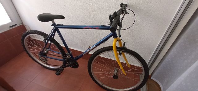Bicicleta de montaña nueva