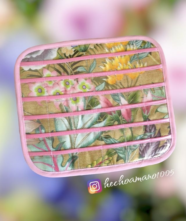 Guardahilos "Paraíso"