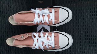 Bota rosa (Talla 37)