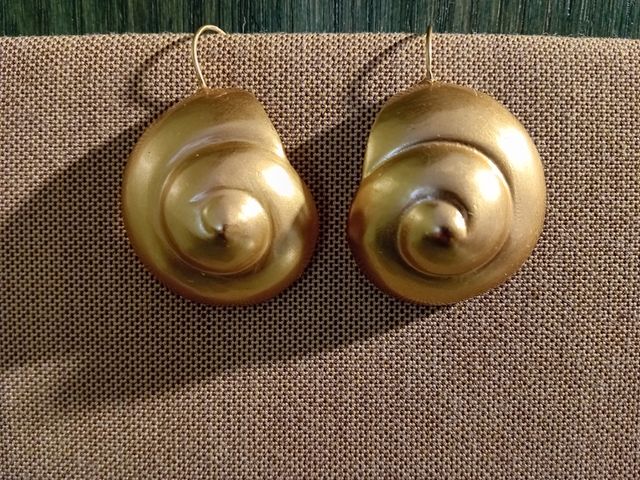 Pendientes dorados🐚