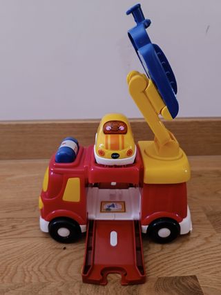 Tuc tuc bólidos camión de bomberos