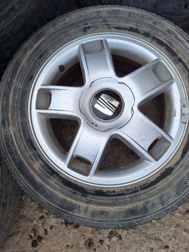 Llantas Seat León R15