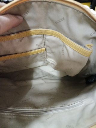 Bolso de piel GUESS color albero