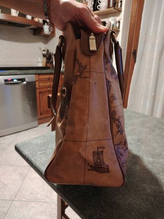 Borsa Prima Classe Alviero Martini