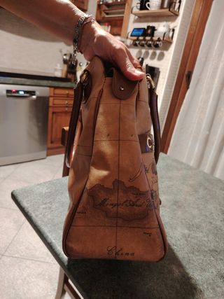 Borsa Prima Classe Alviero Martini