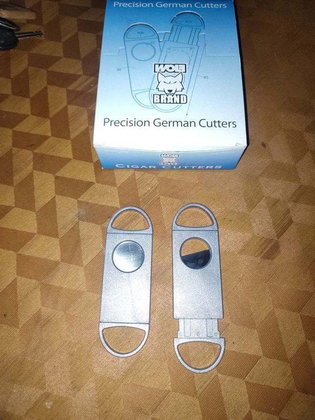 Taglia sigari nuovi di zecca