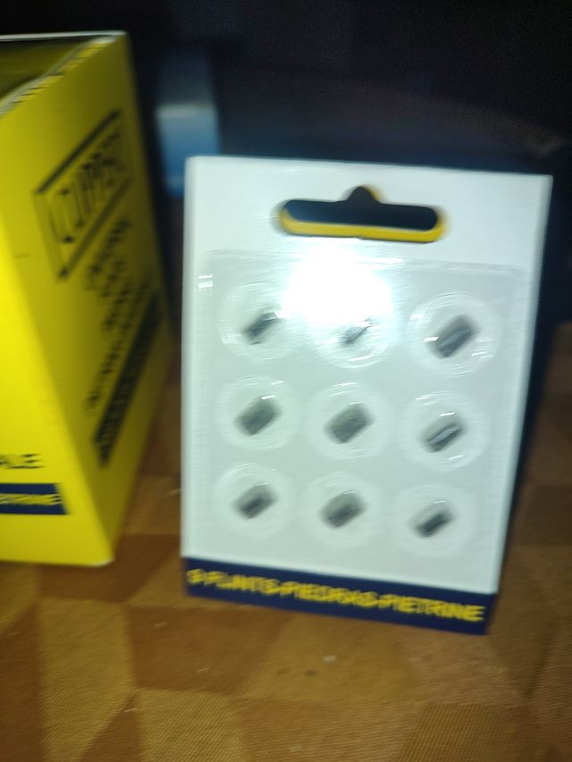 6 confezioni di pietre più leggere 9 unità per confezione