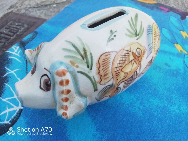 Salvadanaio porcellana 