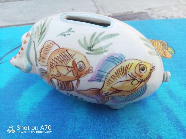 Salvadanaio porcellana 