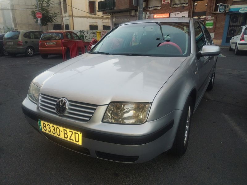 Volkswagen Bora 2002 o se cambia - foto 1