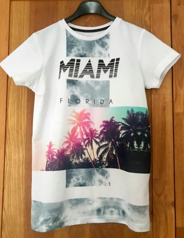 Camiseta Rebel by Primark 8/9 años