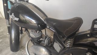 Moto clásica Elig 125 año 1956