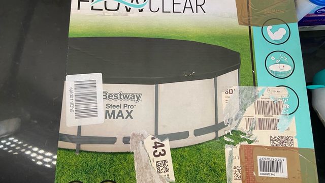 Piscina fuori terra con accessori