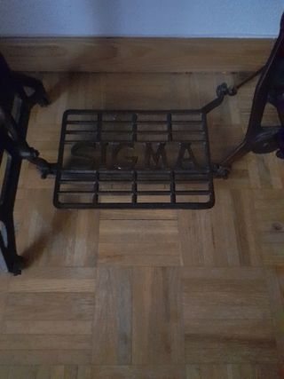 Máquina de coser antigua