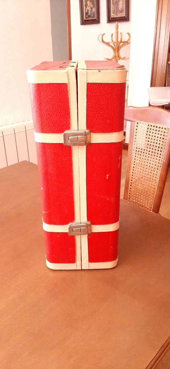 Baú de guarda-roupa Nancy