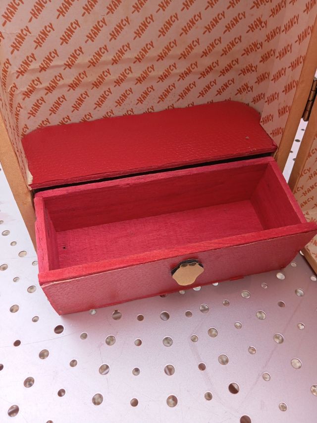 Baú de guarda-roupa Nancy