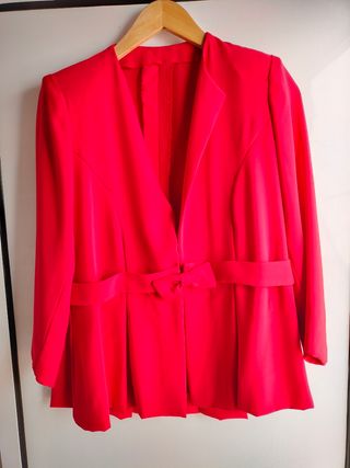 Traje de mujer