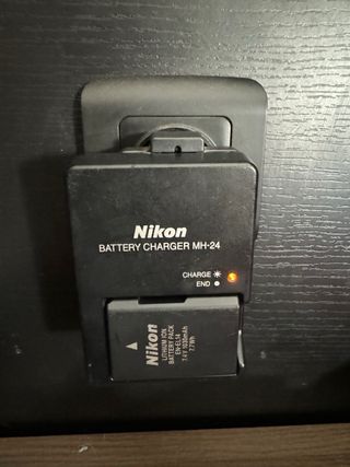 Nikon d3100 + objetivo