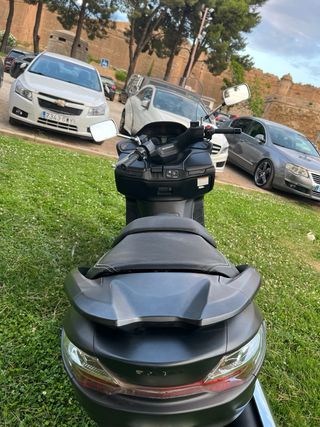 SUZUKI BURGMAN 400 ABS EN PERFECTO ESTADO