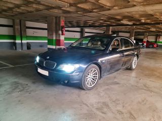 BMW Serie 7 2005 etiqueta ECO